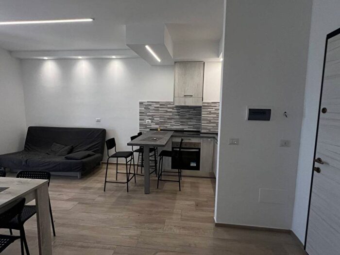 Appartamento trilocale in vendita in Largo guido rossa, Centro, Fermo