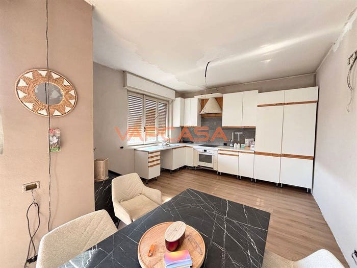 Appartamento quadrilocale in vendita in VIA VOLPINO, Centro, Villa d'Adda