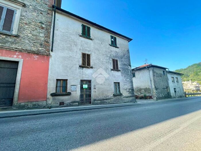 Casa con 6 locali in vendita in Terratetto indipendente Via Provinciale Lucchese, Ponte Di Serravalle, Serravalle Pistoiese