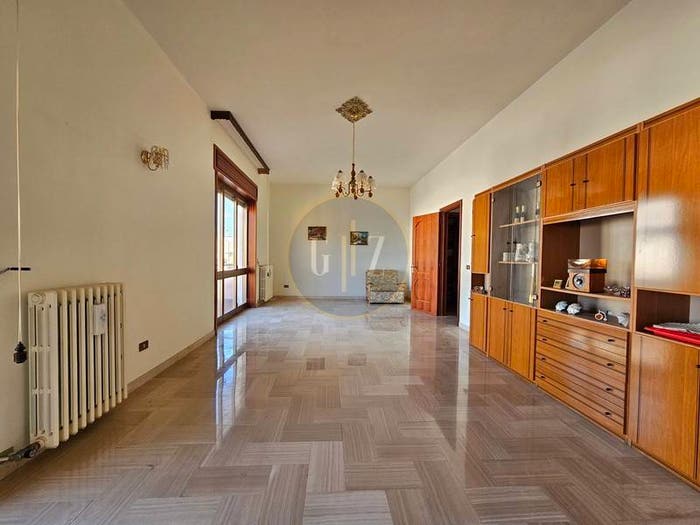 Appartamento con 5 locali in vendita in Via Soleto, Martano
