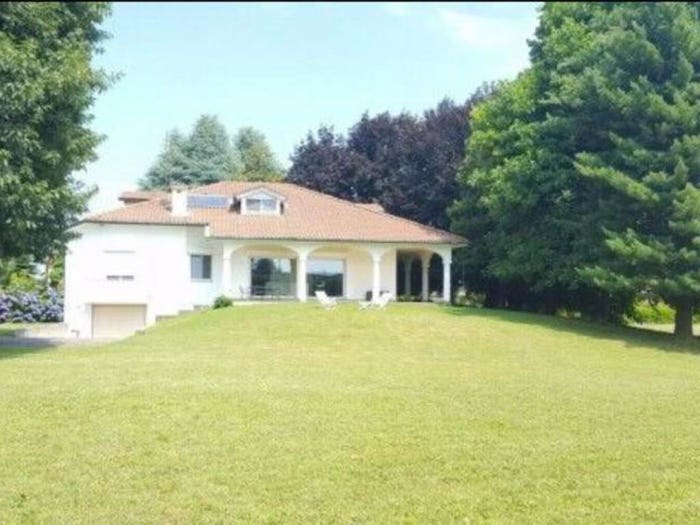 Casa con 6 locali in vendita in Via Scalabrini, Cermenate