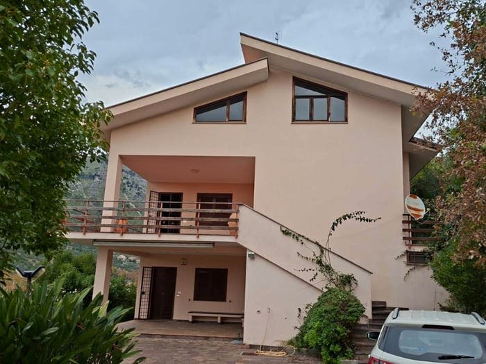 Casa in vendita in Cocuruzzo, Fondi