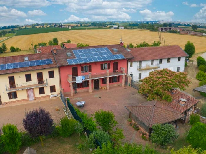 Casa con 6 locali in vendita in Pralormo