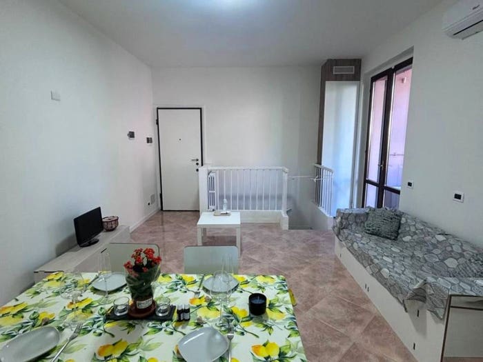 Appartamento trilocale in vendita in Via dei Gelsi, Centro, Bernareggio