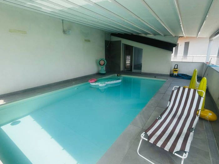 Casa con 6 locali in vendita in Via Sant'Antonio, Centro, Biassono