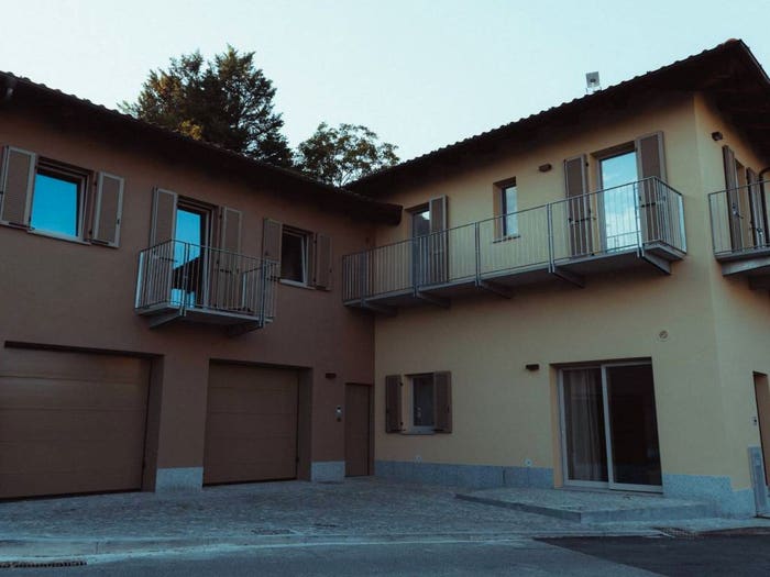 Appartamento con 6 locali in vendita in Via Montà, Centro, Monforte d'Alba