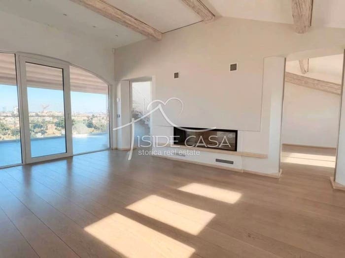 Appartamento con 5 locali in vendita in CORSO VITTORIO EMANUELE II, Centro, Mantova