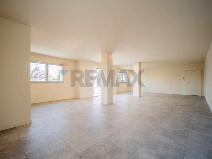 Appartamento trilocale in vendita in via Camillo Cavour, Centro, Cavezzo