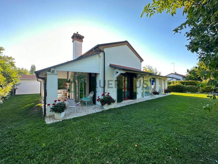 Casa trilocale in vendita in Via Ivone Grassetto, Lido Ovest Faro, Jesolo