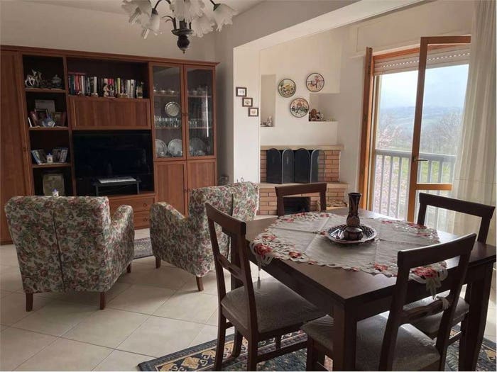 Casa con 6 locali in vendita in Via Croce di Mare, Centro, Torino di Sangro