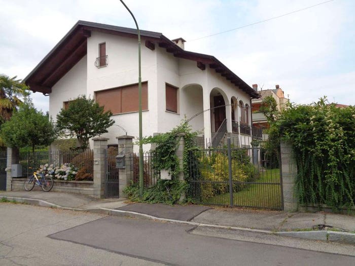Casa con 5 locali in vendita in via Achille Grandi, Collina, Pinerolo