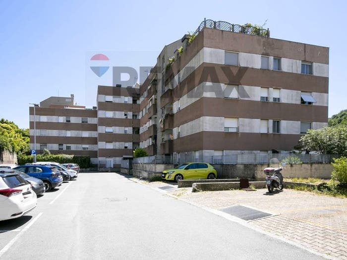 Appartamento quadrilocale in vendita in Struppa, Genova
