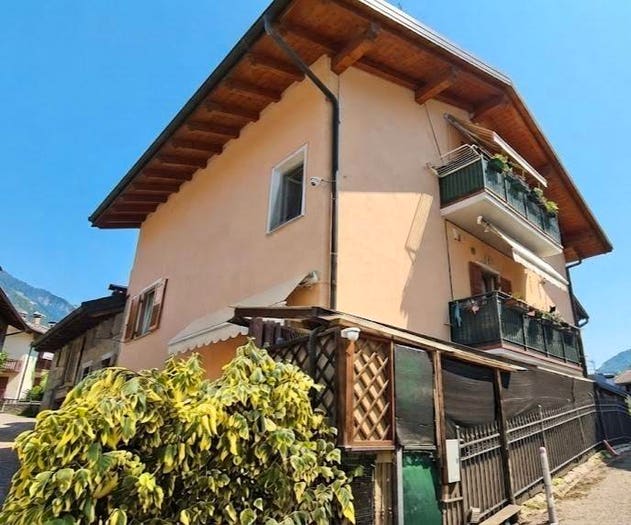 Casa con 6 locali in vendita in Roncegno, Roncegno Terme