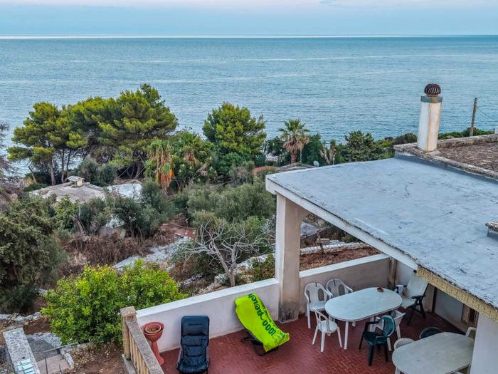 Casa con 6 locali in vendita in Via Litoranea, Diso