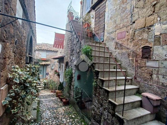 Appartamento bilocale in vendita in V Porta Segreta, Calcata