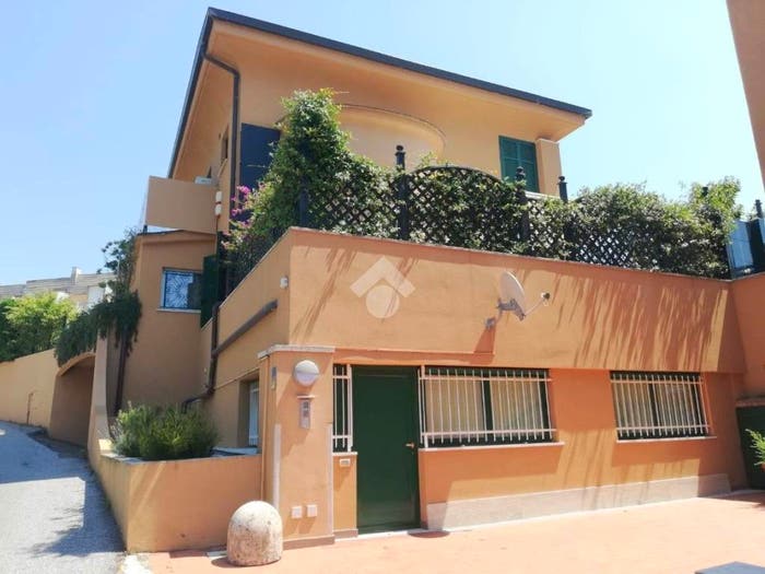 Appartamento bilocale in vendita in VIA DELLA PINETA, Pineta, Arenzano
