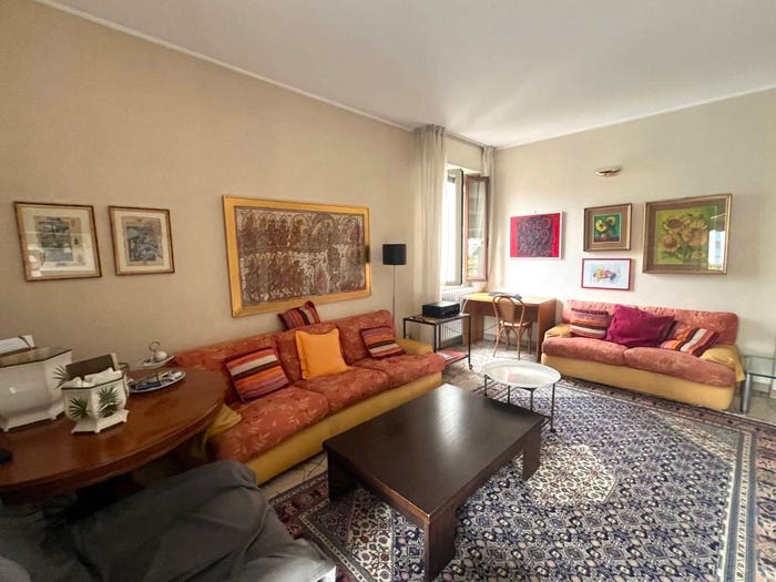 Appartamento quadrilocale in vendita in Via delle Primule, Lorenteggio, Milano
