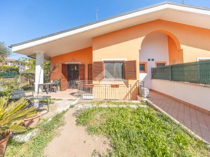 Casa quadrilocale in vendita in Via del Fosso dell'Osa, Castelverde, Roma