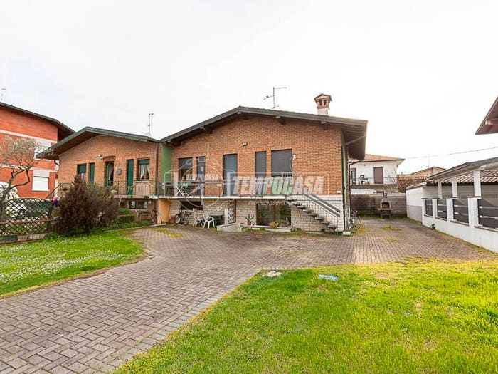 Casa quadrilocale in vendita in Centro, Caravaggio