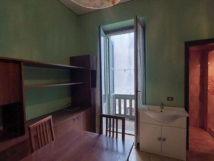 Appartamento trilocale in vendita in Viale Certosa, Certosa, Milano