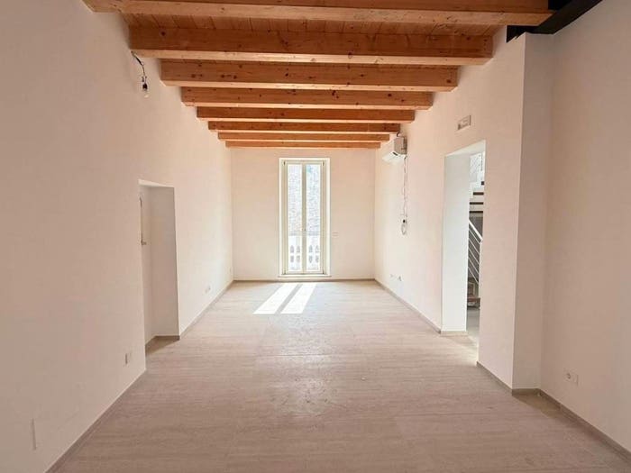 Appartamento quadrilocale in vendita in Via Roma, Cupra Marittima
