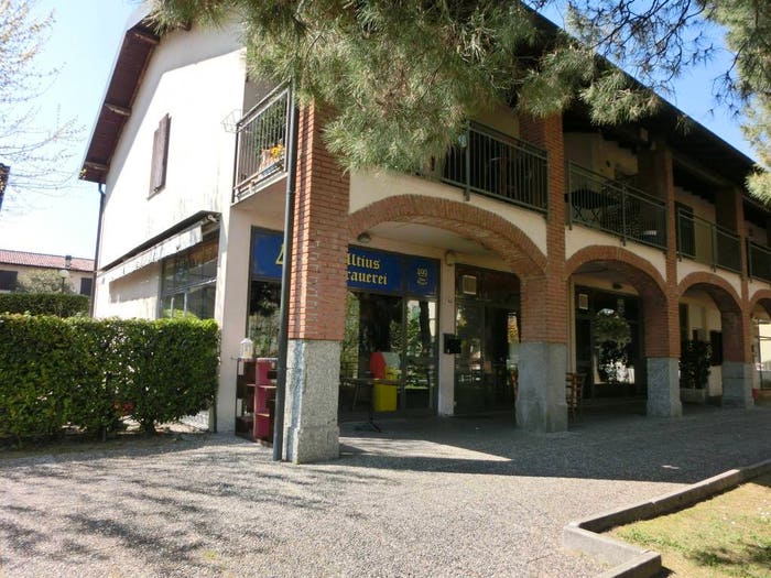 Appartamento quadrilocale in vendita in Via P Giovio, Verzago, Alzate Brianza