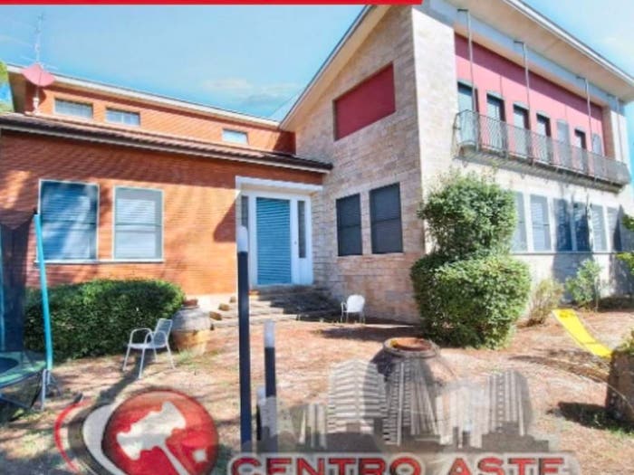 Casa con 6 locali in vendita in Via delle Capanne Monte Castello di Vibio PG Italia, Monte Castello di Vibio