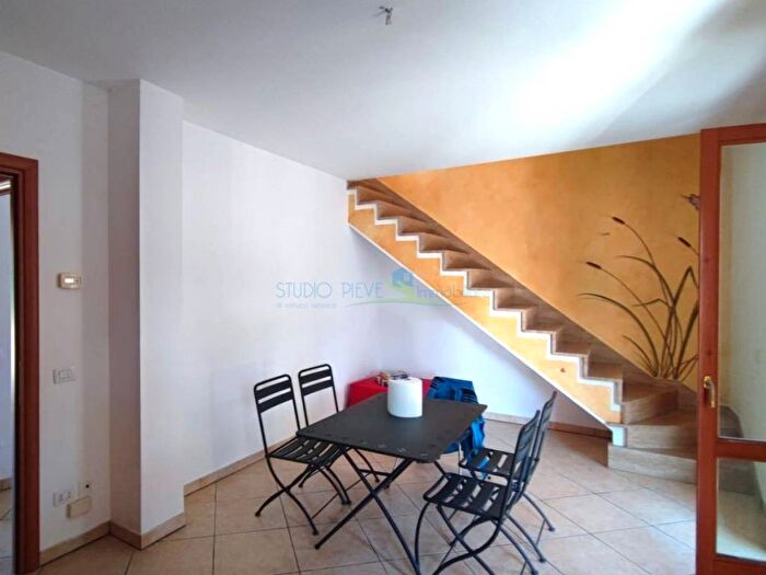 Appartamento trilocale in vendita in Via Francesco Crispi, Centro, Monsummano Terme