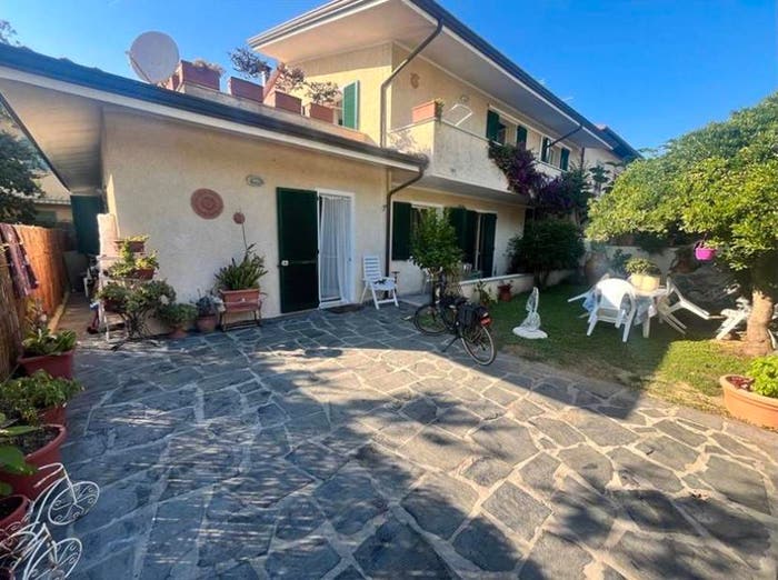 Casa con 6 locali in vendita in Via Francesco Carrara, Centro, Forte dei Marmi