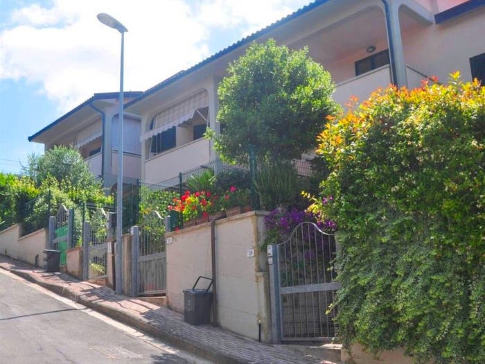 Appartamento bilocale in vendita in Via Roma, Castellina Marittima