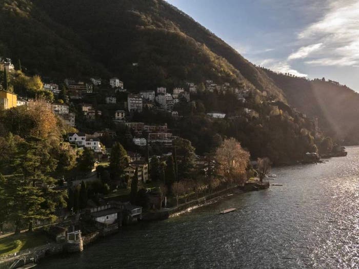 Appartamento trilocale in vendita in Frazione Capovico, Blevio