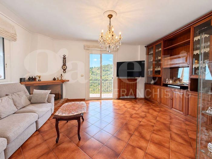 Casa quadrilocale in vendita in strada gozo inferiore, Coldirodi, Sanremo