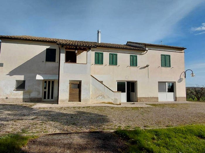 Casa con 6 locali in vendita in Via del Donatore, Zona PIP Beldiletto, Montefano