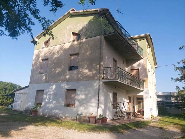 Casa con 6 locali in vendita in Via Piana Sant'Antonio, Atessa