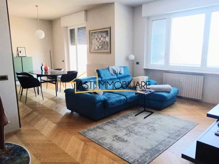 Casa con 6 locali in vendita in Corso Aprile, Corso Torino, Asti