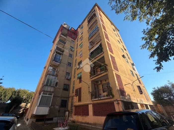 Appartamento quadrilocale in vendita in Via dell'abbondanza, Piscinola, Napoli