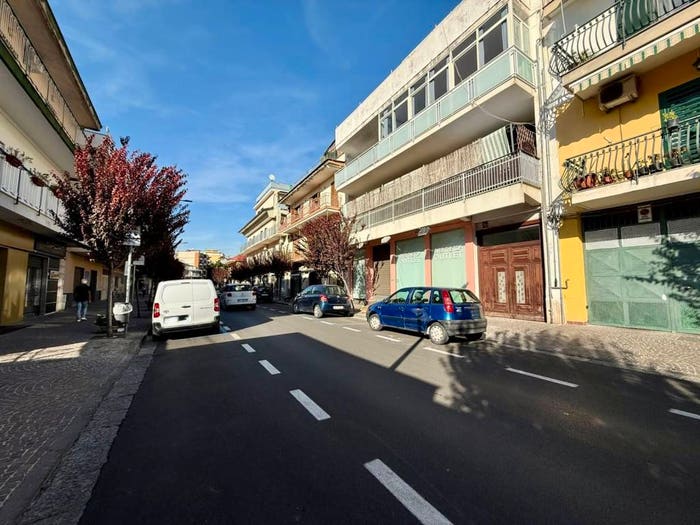 Appartamento trilocale in vendita in Via Gioacchino Rossini, Piazza Primavera Passariello, Pomigliano d'Arco