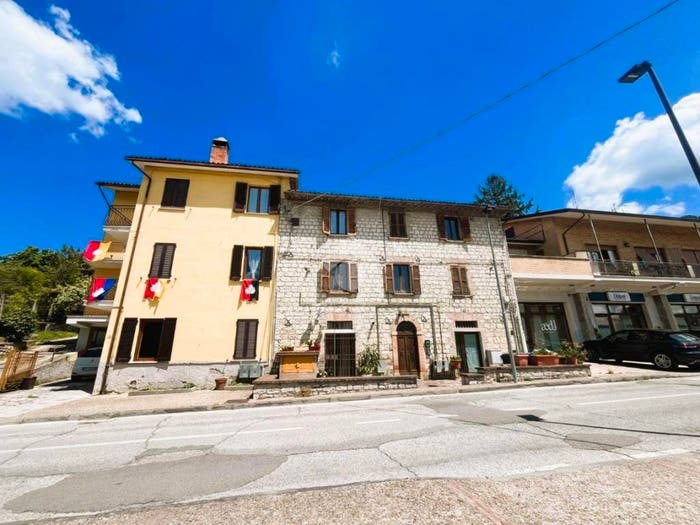 Appartamento trilocale in vendita in San Secondo, Gubbio