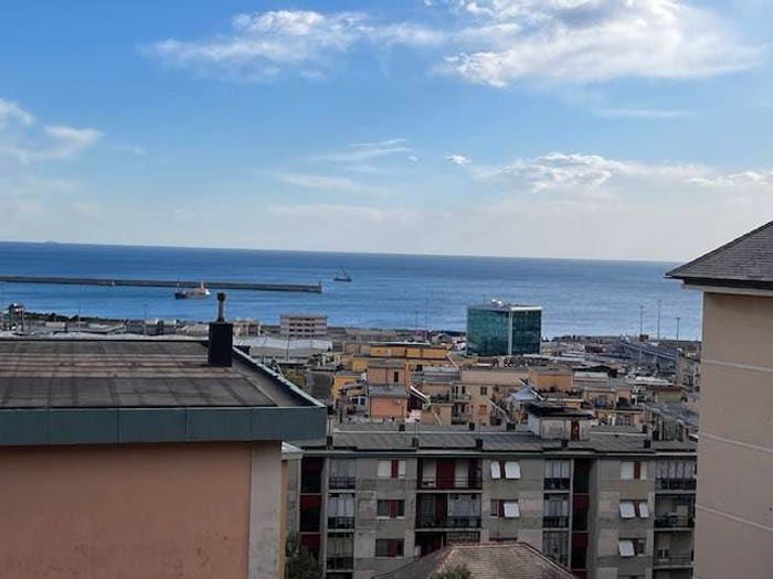 Appartamento trilocale in vendita in Via Diano Marina, Pra', Genova