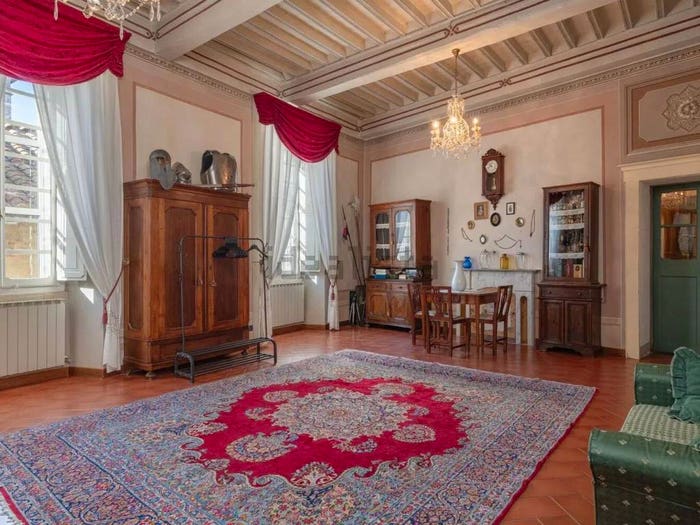 Appartamento con 6 locali in vendita in Via Dardano No Number, Centro, Cortona