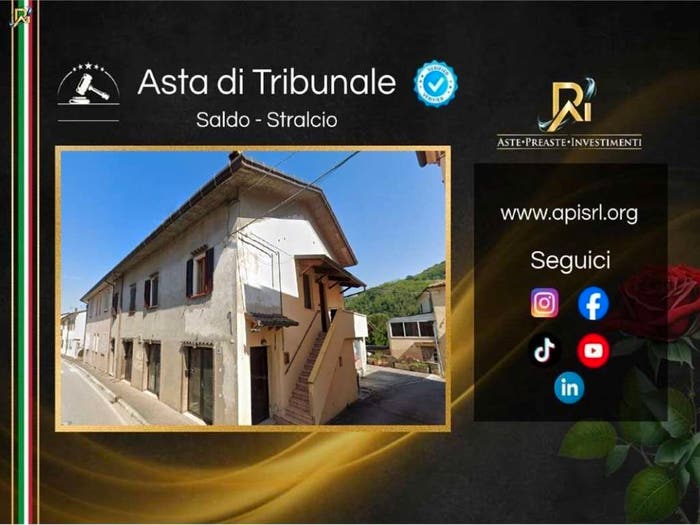Appartamento con 5 locali in vendita in Via Indipendenza, Taverna, Montescudo Montecolombo