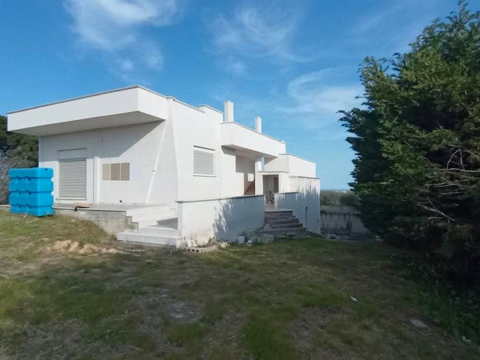 Casa con 6 locali in vendita in Contrada Petrella, Mottola