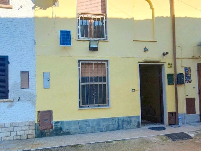 Casa trilocale in vendita in Camporinaldo, Miradolo Terme