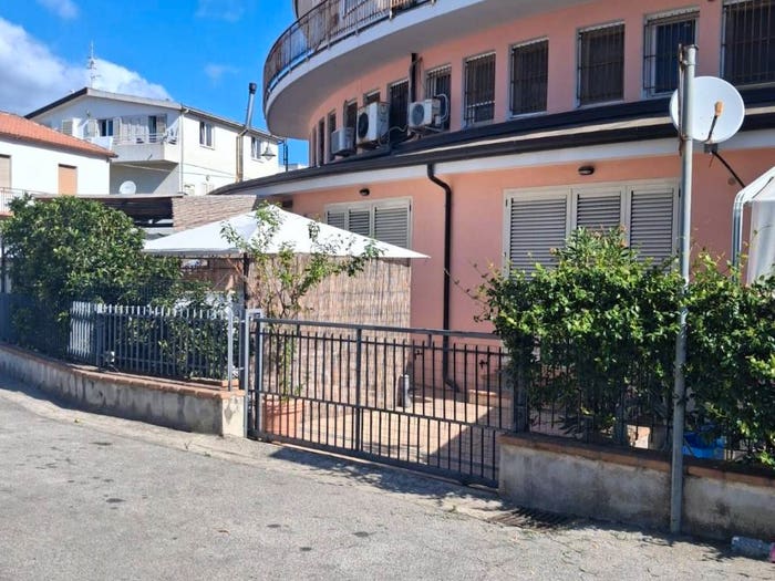 Appartamento trilocale in vendita in Via Pasquale Pensa, Marina Di Casal Velino, Casal Velino