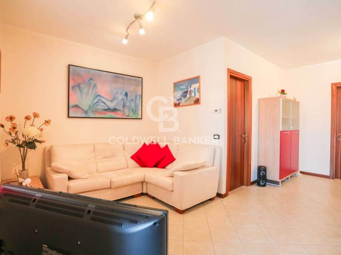 Appartamento con 5 locali in vendita in VIA GIULIO CESARE, Rivoltella, Desenzano del Garda
