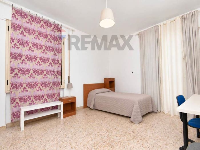 Appartamento con 6 locali in vendita in Via Passo Gravina, Gioeni, Catania