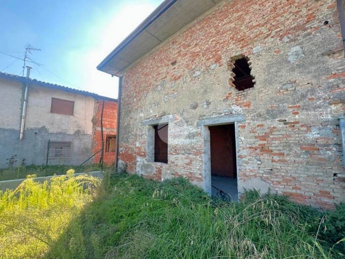 Casa trilocale in vendita in Via Santa Maria della Rosa, Malpaga, Calvisano