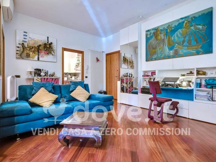 Appartamento trilocale in vendita in Via Giuseppe Adami, Famagosta, Milano