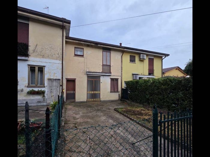 Casa quadrilocale in vendita in Via Guglielmo Marconi, Pieve, Curtarolo