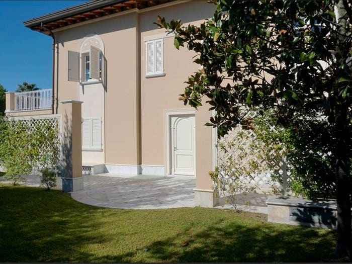 Casa con 6 locali in vendita in Via Ludovico Ariosto, Vittoria Apuana, Forte dei Marmi